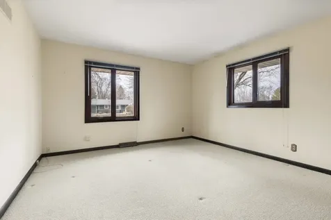 5746 Berwick Place Rockford IL 61107