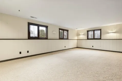 5746 Berwick Place Rockford IL 61107