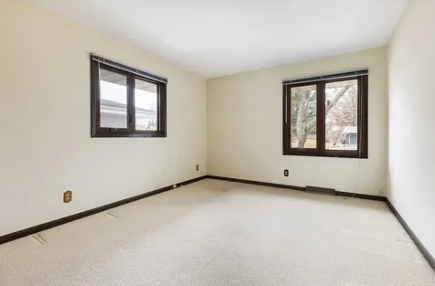 5746 Berwick Place Rockford IL 61107