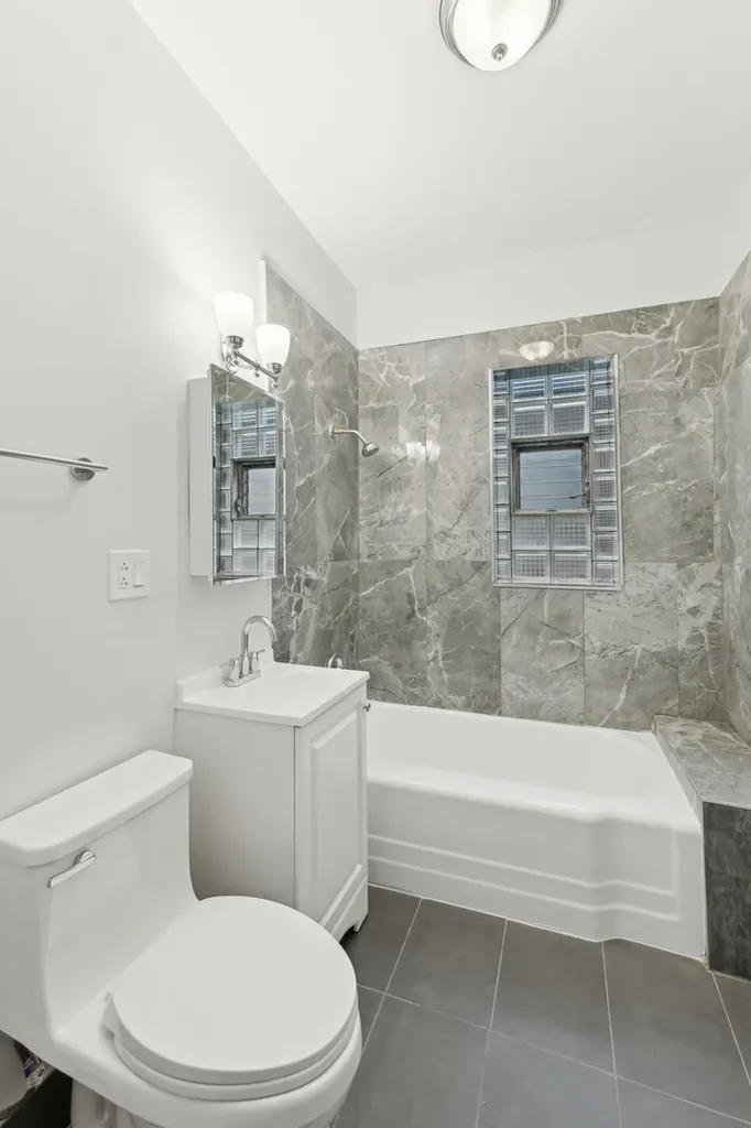 8423 South Colfax Avenue Chicago IL 60617