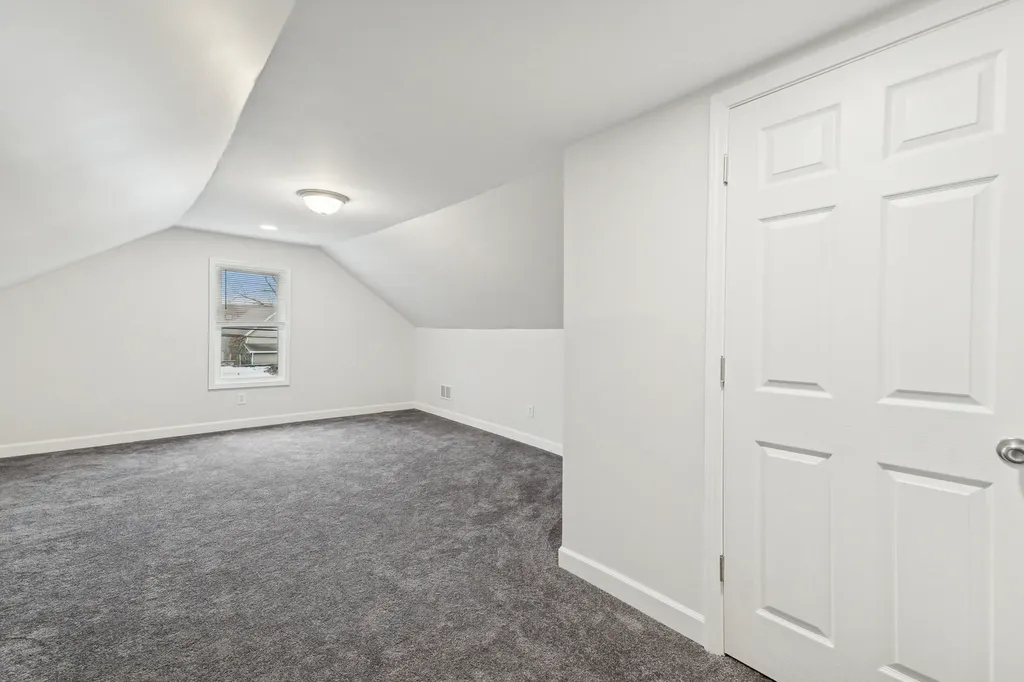 8423 South Colfax Avenue Chicago IL 60617