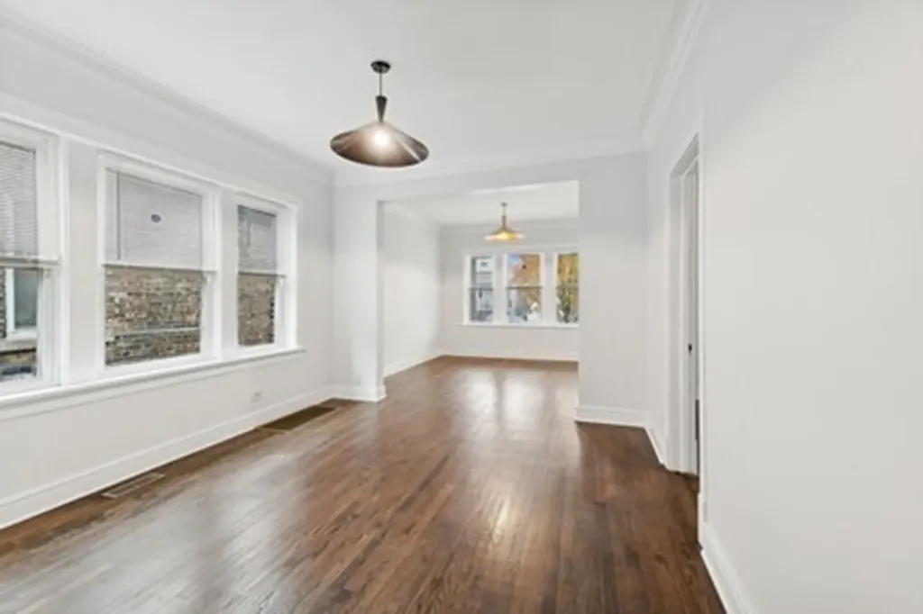 8423 South Colfax Avenue Chicago IL 60617