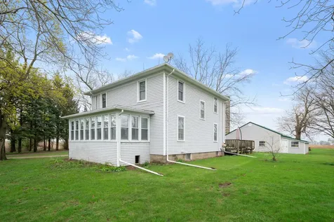 4799 Center Road Rochelle IL 61068
