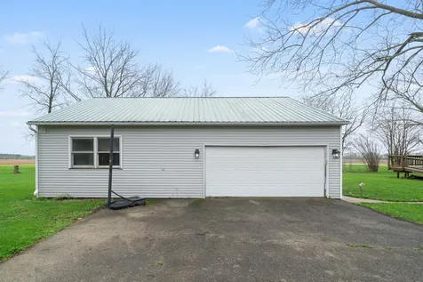 4799 Center Road Rochelle IL 61068