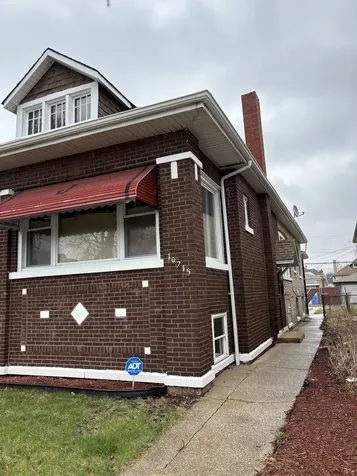 10215 South Emerald Avenue Chicago IL 60628