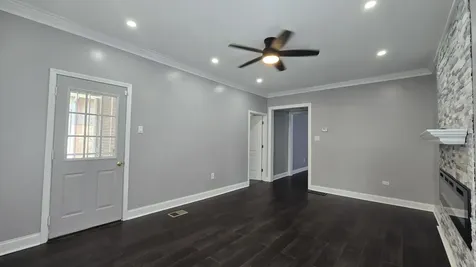 10215 South Emerald Avenue Chicago IL 60628