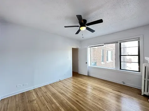 7147 South Constance Avenue Chicago IL 60649