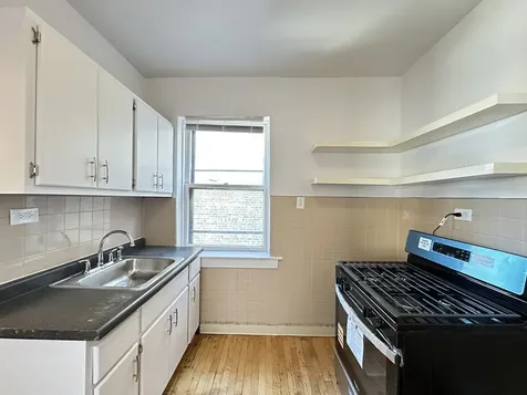 7147 South Constance Avenue Chicago IL 60649