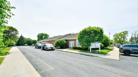 4701-4731 West Midlothian Turnpike Crestwood IL 60418