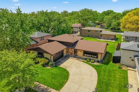 308 South Hickory Street Glenwood IL 60425