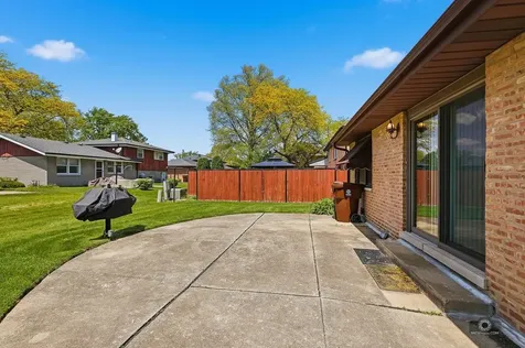 308 South Hickory Street Glenwood IL 60425