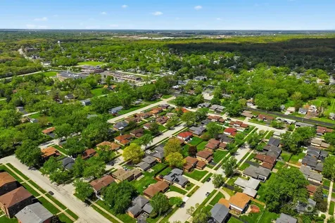308 South Hickory Street Glenwood IL 60425