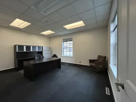 450 East Higgins Road Elk Grove Village IL 60007