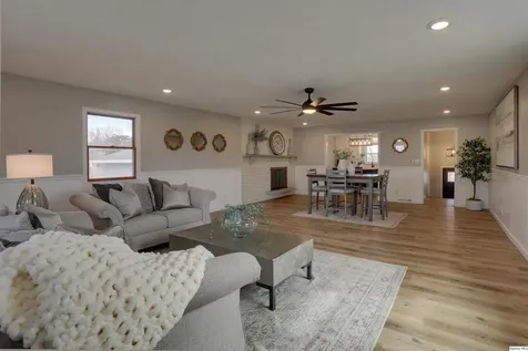 1183 East 1330th Street Quincy IL 62305