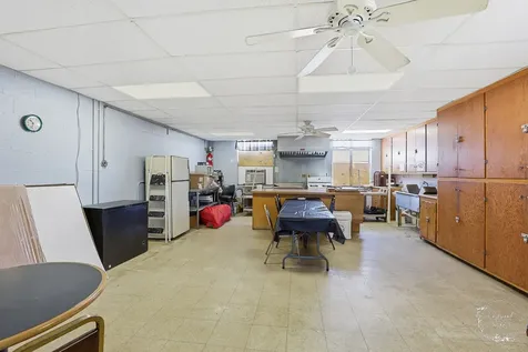 835 West Broadway Street Bradley IL 60915