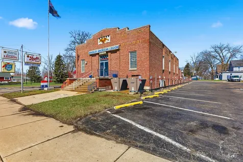835 West Broadway Street Bradley IL 60915