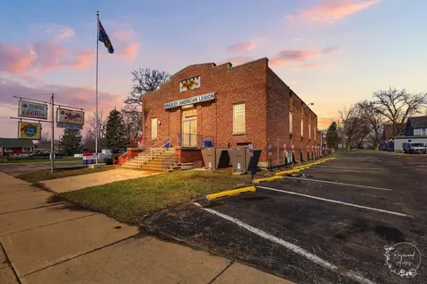 835 West Broadway Street Bradley IL 60915