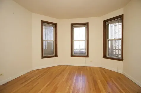 6713 North Sheridan Road Chicago IL 60626