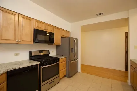 6713 North Sheridan Road Chicago IL 60626