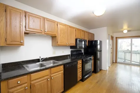 6717 North Sheridan Road Chicago IL 60626
