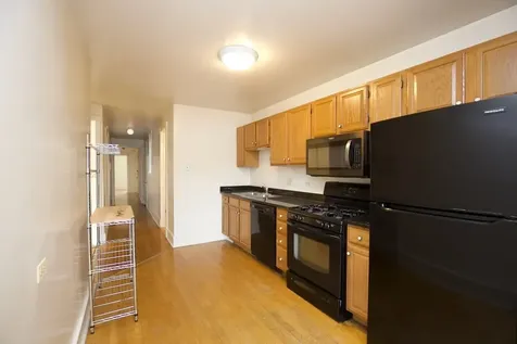 6717 North Sheridan Road Chicago IL 60626