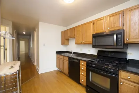6717 North Sheridan Road Chicago IL 60626