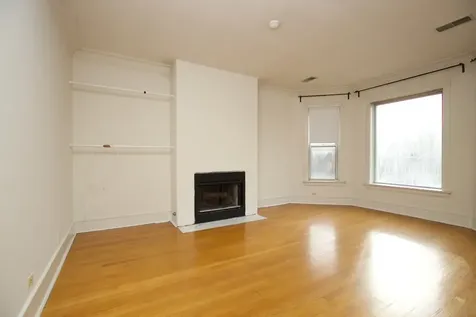 6717 North Sheridan Road Chicago IL 60626