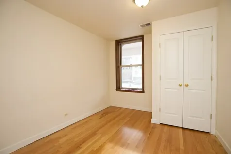6713 North Sheridan Road Chicago IL 60626