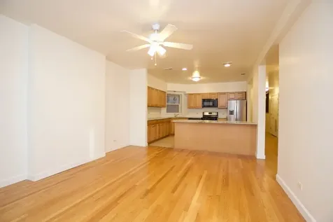 6711 North Sheridan Road Chicago IL 60626
