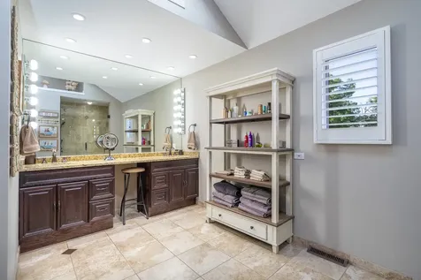 15641 West Stately Oaks Circle Homer Glen IL 60491