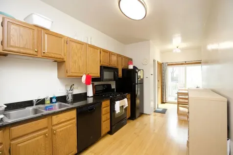 6717 North Sheridan Road Chicago IL 60626
