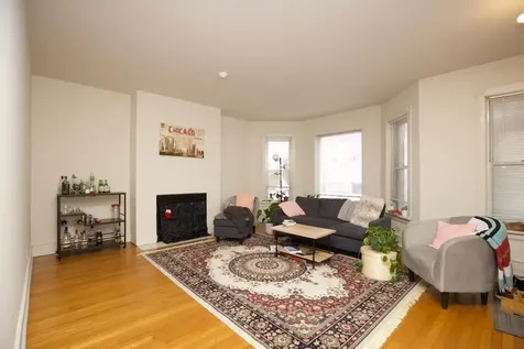 6717 North Sheridan Road Chicago IL 60626