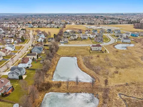 1540 Westbourne Parkway Algonquin IL 60102