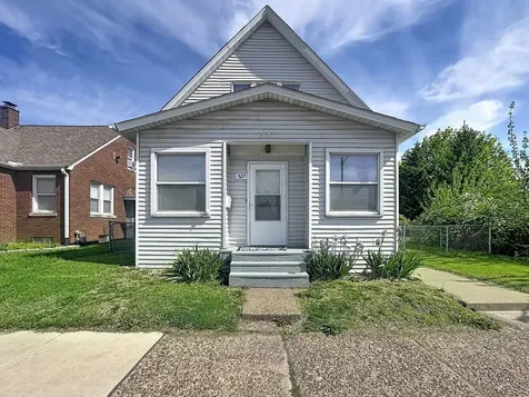 527 19TH Avenue Moline IL 61265