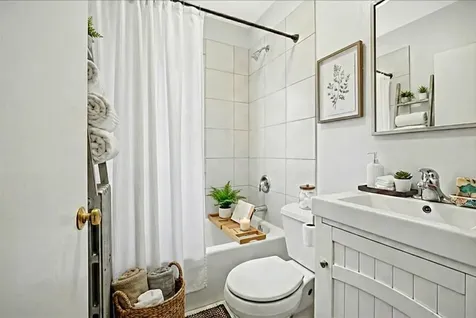 43 Clay Avenue Highwood IL 60040