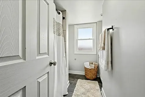 43 Clay Avenue Highwood IL 60040