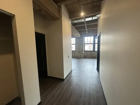 2032 North Clybourn Avenue Chicago IL 60614