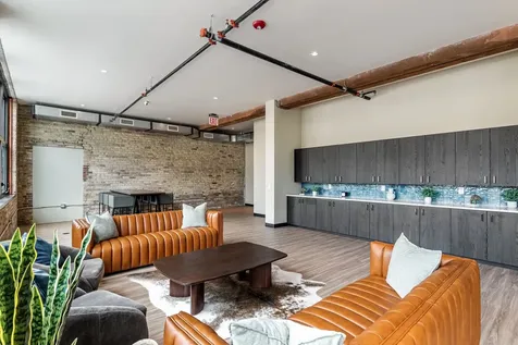 2032 North Clybourn Avenue Chicago IL 60614