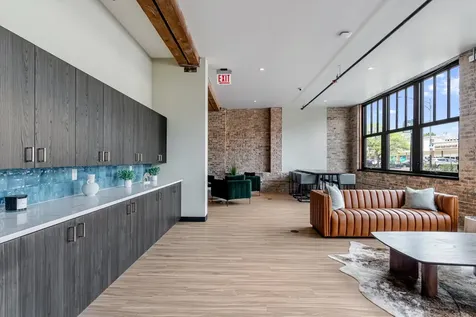 2032 North Clybourn Avenue Chicago IL 60614