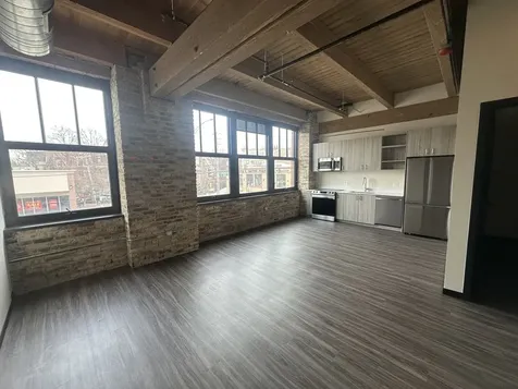 2032 North Clybourn Avenue Chicago IL 60614