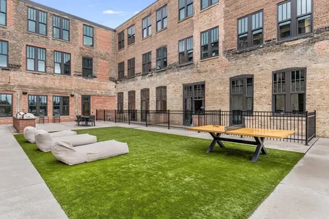 2032 North Clybourn Avenue Chicago IL 60614