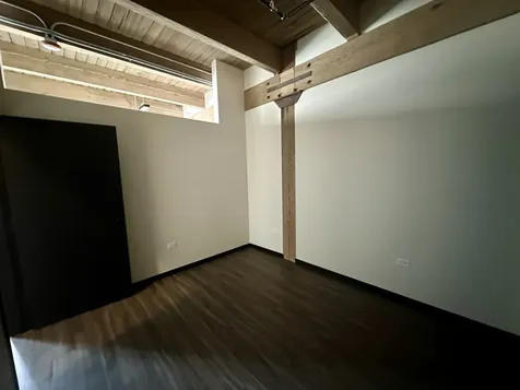 2032 North Clybourn Avenue Chicago IL 60614