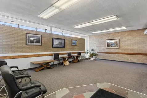 918 16TH Avenue East Moline IL 61244