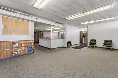 918 16TH Avenue East Moline IL 61244