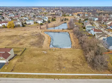 1530 Westbourne Parkway Algonquin IL 60102
