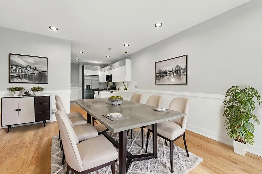 6325 South Langley Avenue Chicago IL 60637