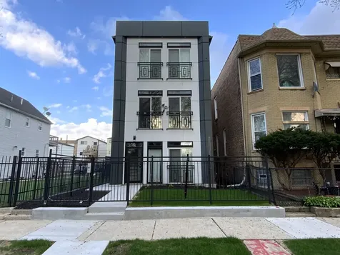 6325 South Langley Avenue Chicago IL 60637