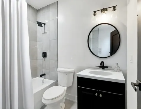 6325 South Langley Avenue Chicago IL 60637