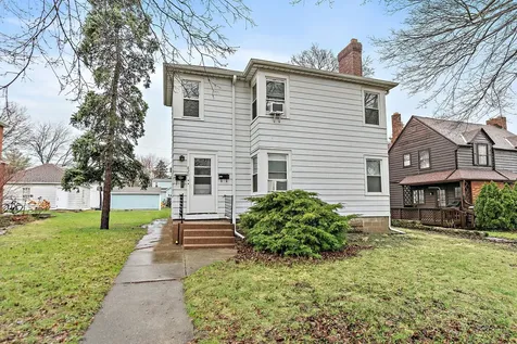 820 Lincoln Highway Rochelle IL 61068