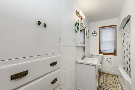 820 Lincoln Highway Rochelle IL 61068